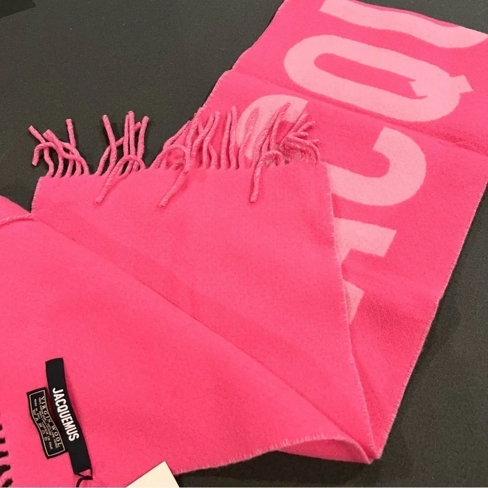 Jacquemus Pink Fringe Logo Scarf - Picture 5 of 14